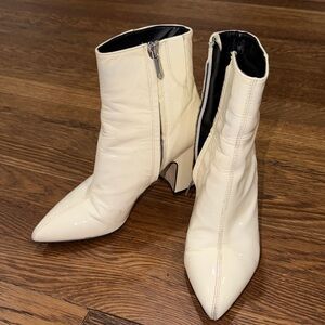 Sam Edelman White Patent Pointed Toe Ankle Boots